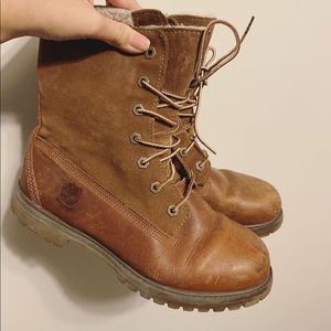 Women’s Timberland Shearling Lined Leather boots 7.5